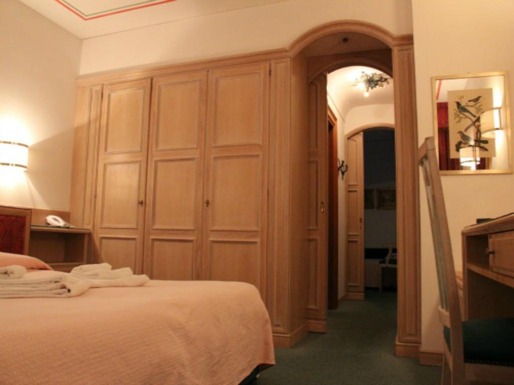 Hotel Capannina Cortina d'Ampezzo Zimmer foto