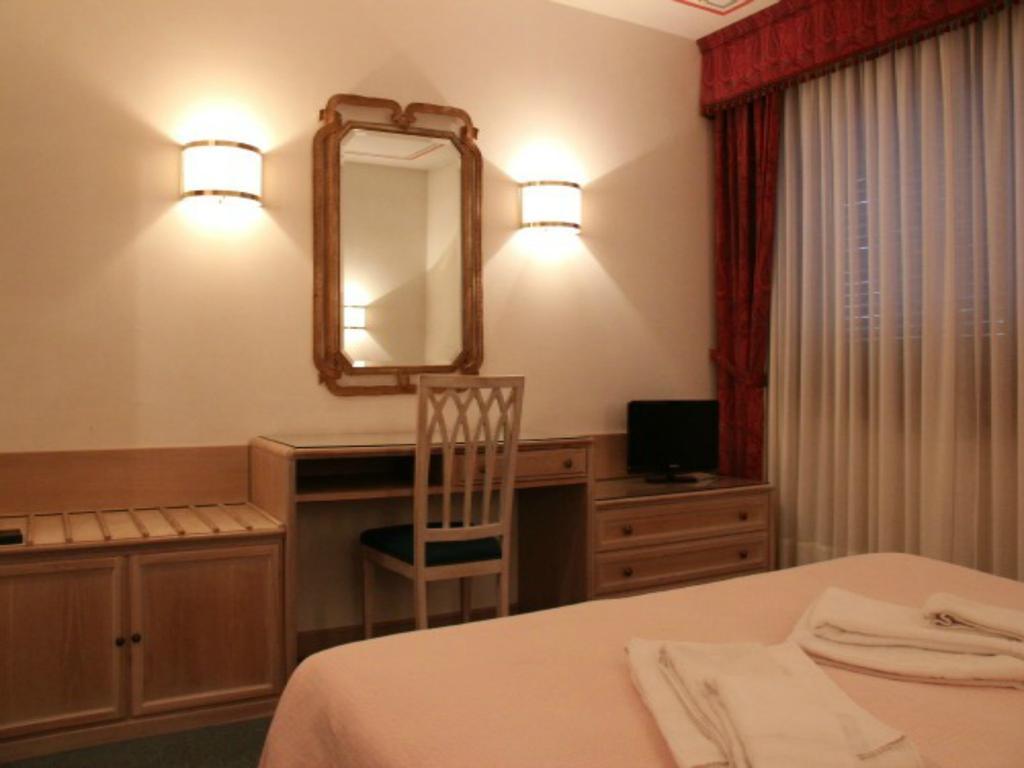 Hotel Capannina Cortina d'Ampezzo Zimmer foto