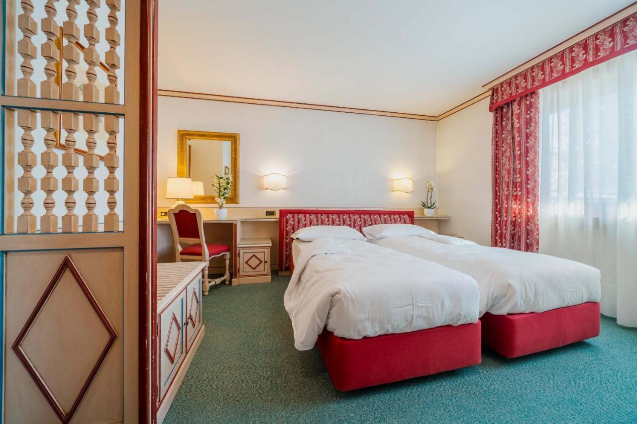 Hotel Capannina Cortina d'Ampezzo Exterior foto